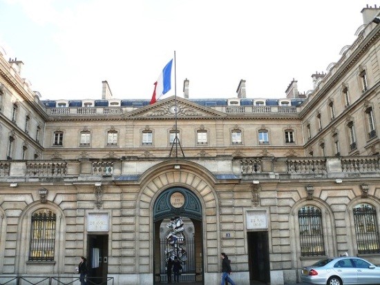 Caisse des dépôts et consignation de PARIS VII